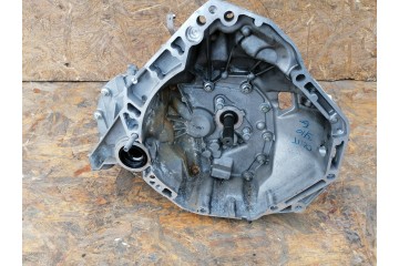 GEARBOX SMART RENAULT TWINGO 1 0B JE30 01 Catalog number of the part SKRZYNIA BIEGOW SMART RENAULT TWINGO 1 0B JE30 01
