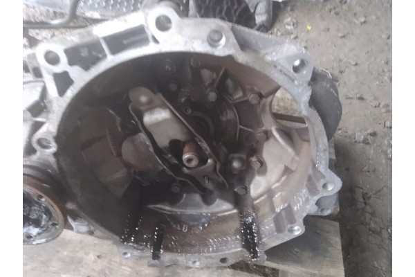 GOLF VI 1 4TSI GEARBOX KWB Catalog number of the part GOLF VI 1 4TSI SKRZYNIA BIEGOW KWB