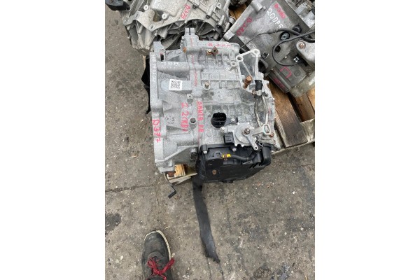 HYUNDAI TUCSON III KIA SPORTAGE IV 2 0 CRDI 4X4 GEARBOX A8LF2 Part manufacturer Hyundai OE