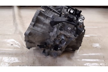 VOLVO V60 II 2 0 D4 GEARBOX GU1R 7002 BEE 1285453 Car type passenger cars