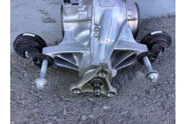 2024 Mercedes Benz GLC C254 Rear differential A2063510400 Installation side multipurpose