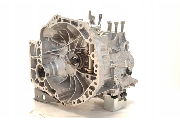 SUZUKI S CROSS SX 4 GEARBOX 1 5 HYBRID 3 5TYS KM 1 5 Z81 017L
