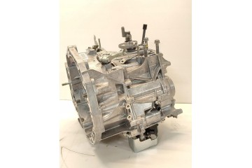 SUZUKI S CROSS SX 4 GEARBOX 1 5 HYBRID 3 5TYS KM 1 5 Z81 017L Part manufacturer Suzuki OE