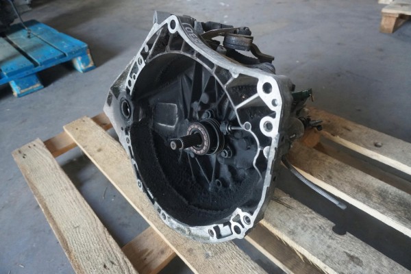 NISSAN QASHQAI AND J10 GEARBOX TL4 2 0B MR20 2008r TL4116 32010JD200 Engine type gasoline
