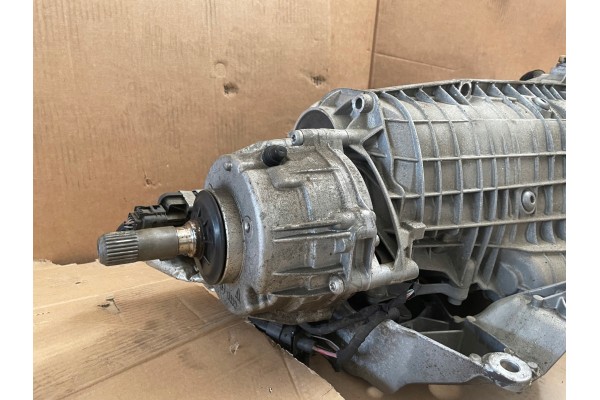 AUDI Q5 80A 50 E TFSI 55 E TFSI GEARBOX UHK HYBRID S TRONIC Catalog number of the part SKRZYNIA BIEGOW UHK Q5 80A HYBRYDA