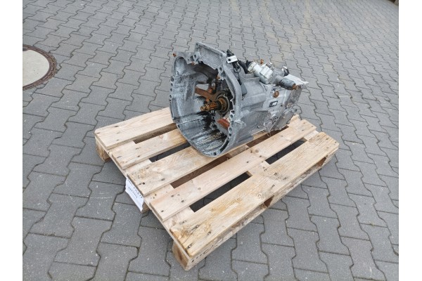 Gearbox Iveco Eurocargo 2845 6 6 Running Euro 0 2 2845 624B98 Packaging status replacement