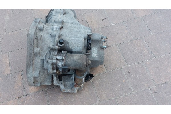 SMART FORTWO 600 T GEARBOX 0003202V017 Catalog number of the part 0003202V017