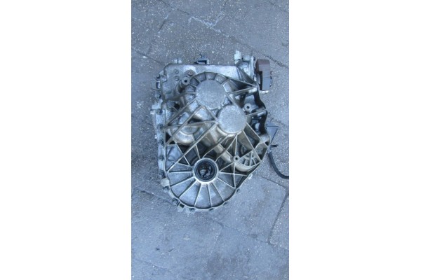 VOLVO XC60 2 0D GEARBOX 1285243 13 Transmission type manual