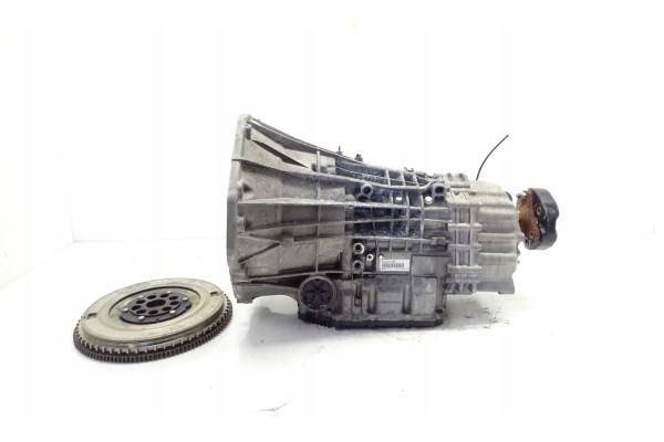 GEARBOX BMW M5 M6 F10 F12 F13 F06 7843811 GS7D70SG Catalog number of the part SKRZYNIA BIEGOW BMW M5 M6 F10 F12 F13 F06 7843811 