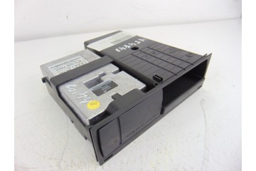 8T0035785A SISTEMA AUDIO / RADIO CD AUDI A4 BERLINA (8K2) Básico 2008 8T0035785A 154843 AUDI - 3