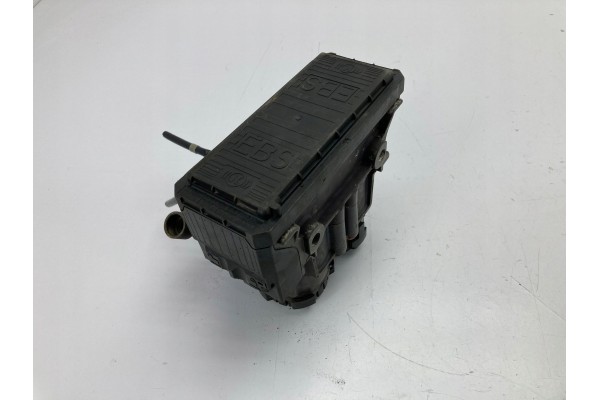 RENAULT MAGNUM PREMIUM DXI VOLVO FH EURO 5 VALVE MODULATOR EBS REAR 20828241 Part manufacturer Renault OE