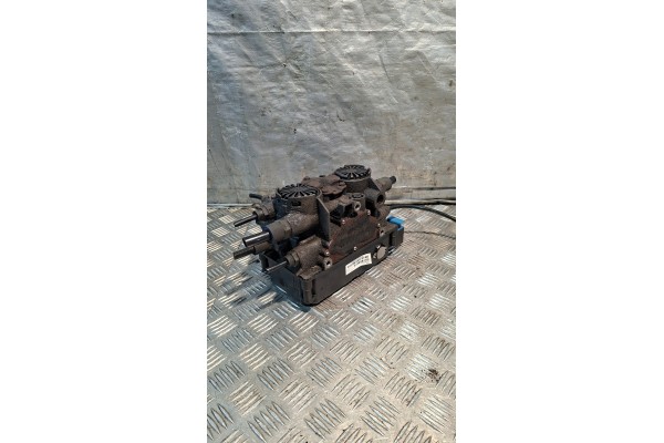 VALVE MODULATOR EBS DISTRIBUTOR Catalog number of the part 003960209