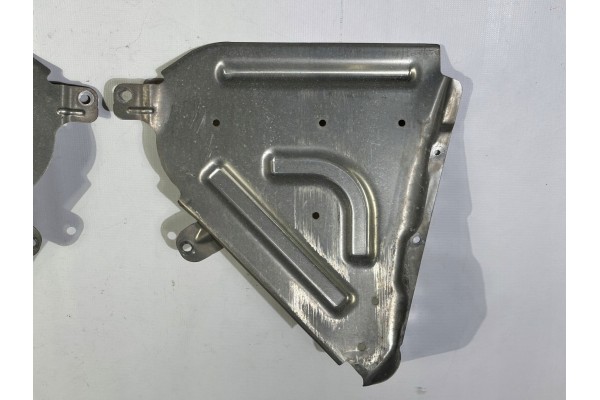 Cubierta inferior del tanque de combustible derecha e izquierda Chevro