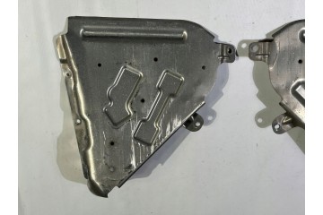 Cubierta inferior del tanque de combustible derecha e izquierda Chevro