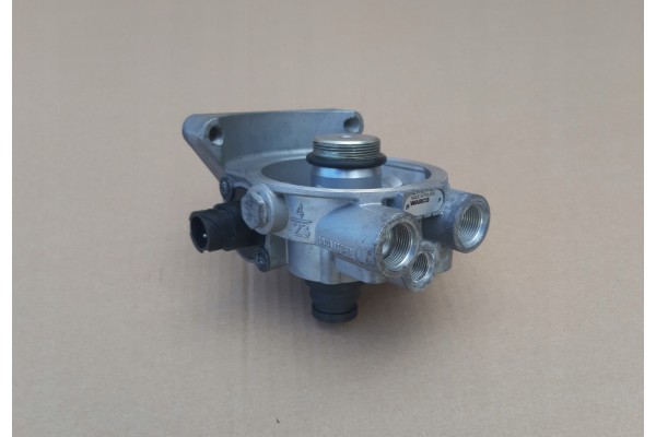 MAN VALVE DRYER BASE WABCO 4324107350 Catalog number of the part 4324107350