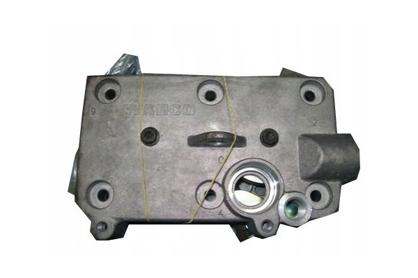 VOLVO FH 4127049322 4127040010 AIR COMPRESSOR