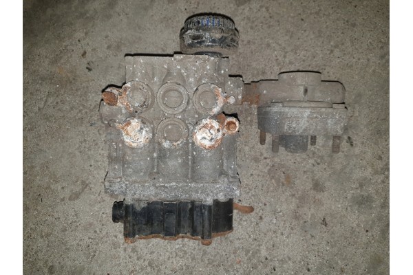 ACTROS AXOR ATEGO CUSHION SUSPENSION PUMP 6x2 OE