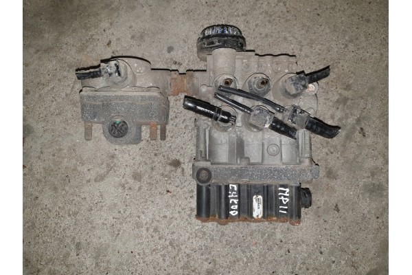 ACTROS AXOR ATEGO CUSHION SUSPENSION PUMP 6x2 OE Quality of parts according to GVO O original with manufacturer s logo OE