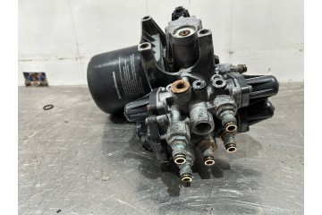 Válvula Secadora de Aire Iveco Stralis Hi-Way 4324160010 9325001010