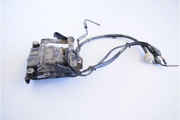 PORSCHE PANAMERA SUSPENSION COMPRESSOR 970 97035815123 25971746 3 0L Part manufacturer Porsche OE