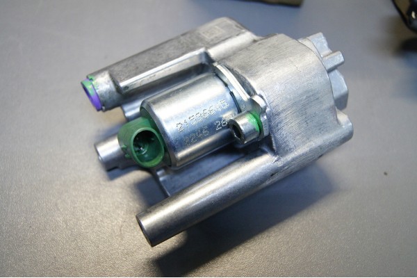 VOLVO 21596645 BRAKE VALVE P21596626