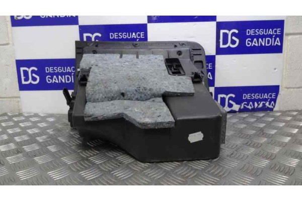  GUANTERA CITROEN C4 BERLINA Business 2011 157881 CITROEN - 1