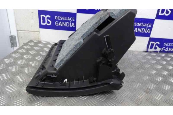  GUANTERA CITROEN C4 BERLINA Business 2011 157881 CITROEN - 6