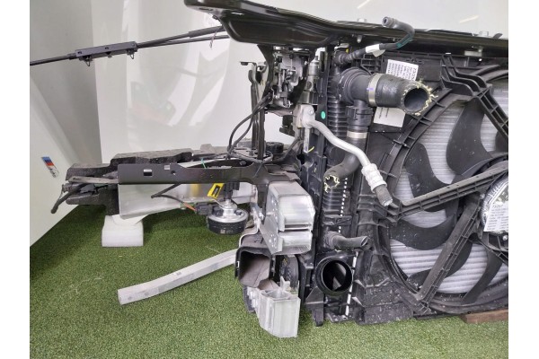 Parachoques delantero con guardabarros y tira LED para BMW G20 Lift LC