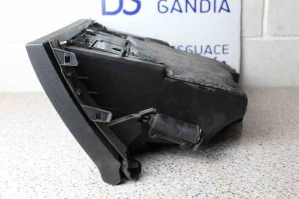 GUANTERA PEUGEOT 308