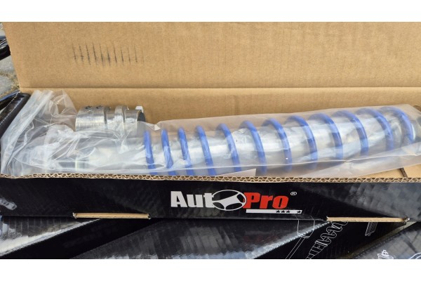 Suspension Lift Nissan Patrol Y61 Shock Absorbers Springs Shock Absorber Turn Packaging status original