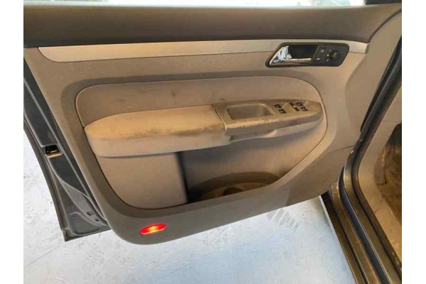 VOLKSWAGEN TOURAN (1T1) Trendline