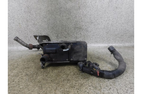 WEBASTO HYDRONIC PARKING HEATER D4WS 37W 12V 4kW 2 5 BAR UNIVERSAL Part manufacturer Webasto