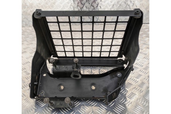 SCANIA NTG PARKING AIR CONDITIONING NET BRACKET Packaging status no packaging