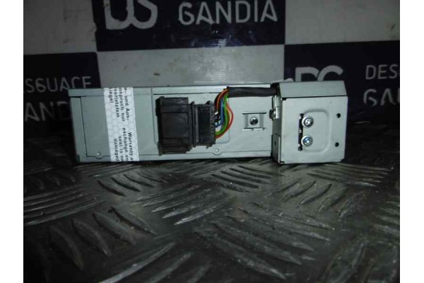 8E0035111D SISTEMA AUDIO / RADIO CD AUDI A4 BERLINA (8E) 1.9 TDI 2006 8E0035111D 155384 AUDI - 1