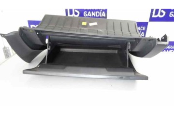 84541-3E500 GUANTERA KIA SORENTO (BL) 2.5 CRDi Concept 2006 84541-3E500 173256 KIA - 2