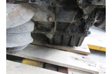 5 MERCEDES W201 190 W124 2 3 ENGINE HEAD 102982 OM102 Engine type petrol