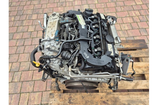 COMPLETE ENGINE INFINITI Q30 2 2D 651930 Catalog number of the part SILNIK KOMPLETNY INFINITI Q30 2 2D 651930