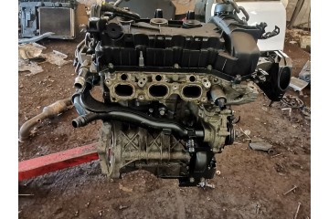 Peugeot 2008 engine 1 2 post block head damaged PureTech