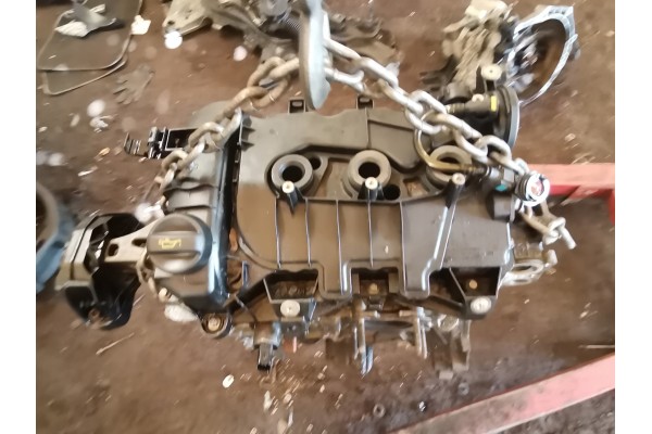Peugeot 2008 engine 1 2 post block head damaged PureTech Quality of parts according to GVO O original with manufacturer s logo O