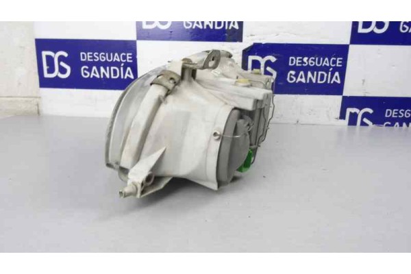  FARO IZQUIERDO FORD FIESTA BERLINA Básico 1997 157583 FORD - 2