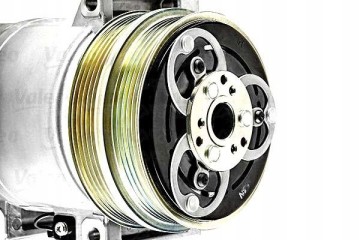 Air conditioning compressor volvo s40 v50 04 VAL813323 VALEO Packaging status original