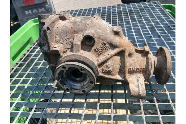REAR BRIDGE BMW E46 3 38 Catalog number of the part MOST TYLNY DYFER BMW E46 3 38