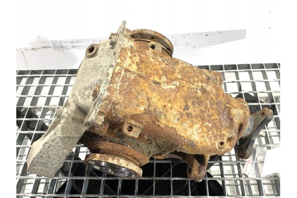 REAR DIFFER BRIDGE BMW E90 7556678 2 0 163HP 04 12 Sedan Limousine Engine type gasoline