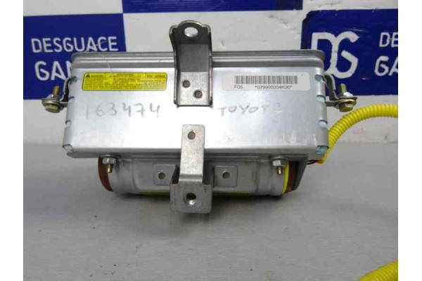 1 CONECTOR AIRBAG DELANTERO DERECHO TOYOTA COROLLA (E12) 2.0 D-4D Sol Berlina 2004 1 CONECTOR 163474 TOYOTA - 4