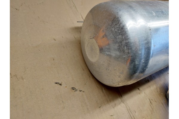AIR TANK NIVO BENTLEY GT 21r 3SD Part manufacturer Bentley OE