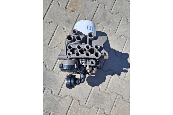 VALVE DEHUMIDIFIER APM VOLVO FH FM 4 5 EURO 6 Catalog number of the part EL2501 23779943 K206437 2