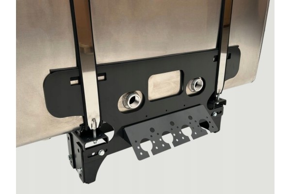 NEW hydraulic tank 200L 850x180x1415 mounted behind the cab Catalog number of the part 850x180x1415 400200HGM