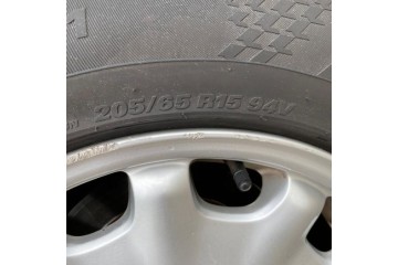 MERCEDES-BENZ CLASE E (BM 210) BERLINA 230 (210.037)