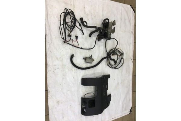 WEBASTO PARKING HEATING EBERSPAECHER HYDRONIC B4WS FL 1533 77 FC Product weight with unit packaging 10 kg