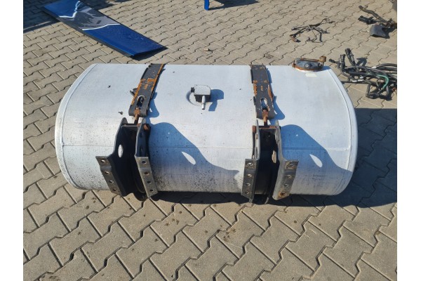 FUEL TANK RENAULT DXI GAMA T VOLVO FH FM FL FE FMX LOW DECK 130x69x56 Car type trucks cargo vans
